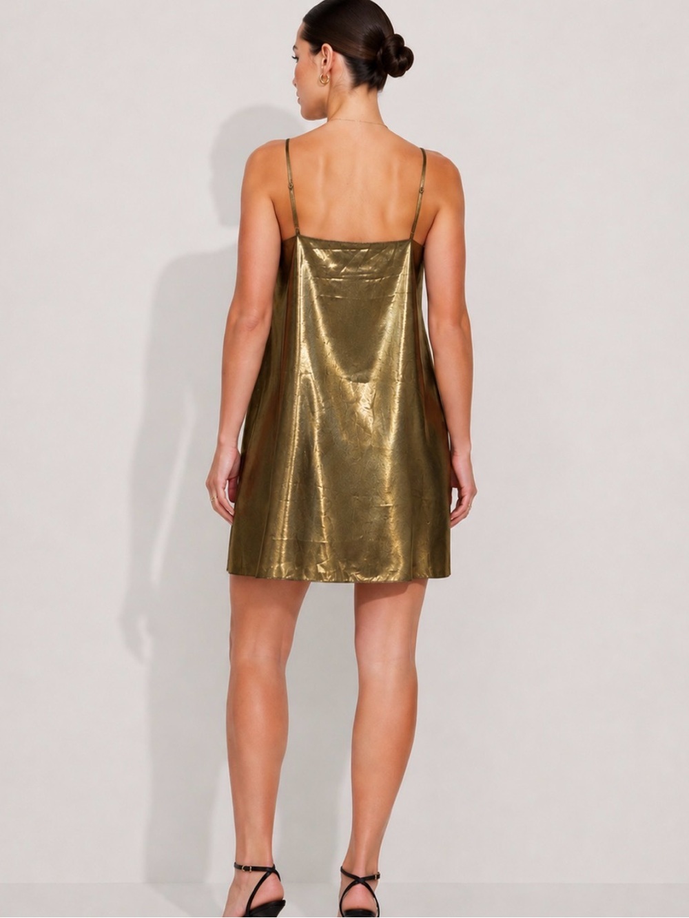 Aritzia WILFRED Free Broué Gold Metallic Slip Dress Size M - Picture 8 of 11